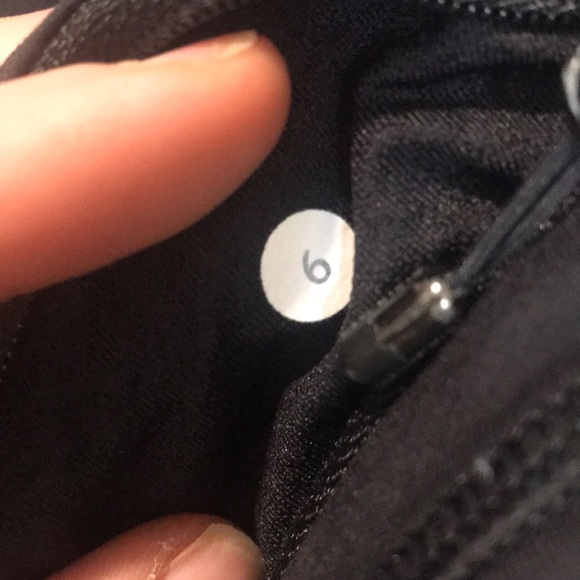 Lululemon Run: Inspire Crop II Mesh - Picture 8 of 8